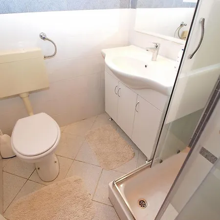 Robert 1317 Apartamento Pomer